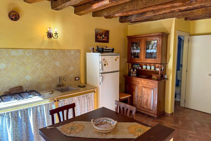 Image No.4-2 Bed House for sale