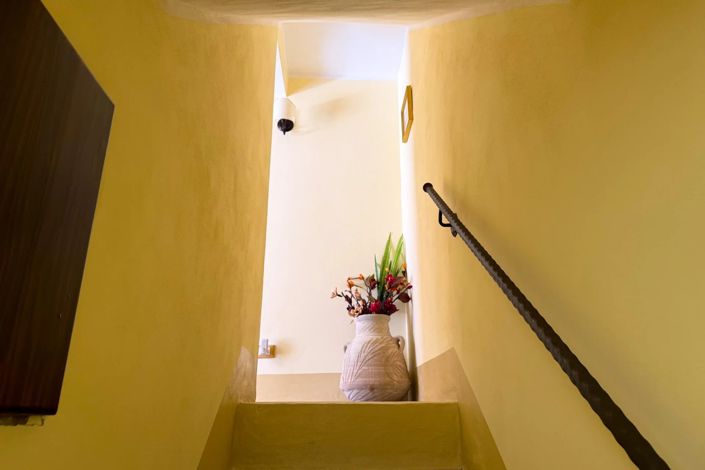 Image No.9-2 Bed House for sale