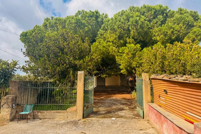 Image No.1-3 Bed Villa for sale