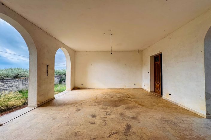 Image No.11-3 Bed Villa for sale