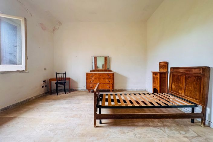 Image No.19-3 Bed Villa for sale