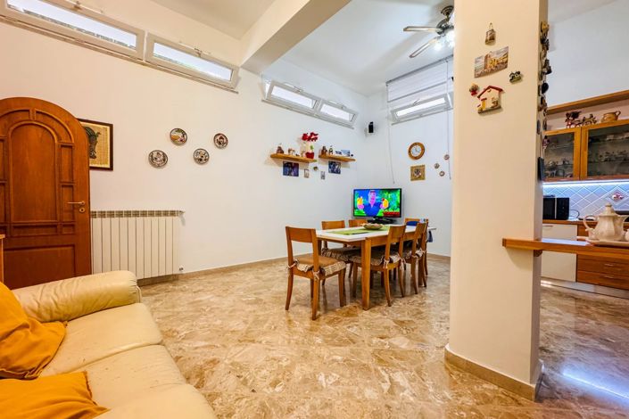 Image No.20-Maison de 2 chambres à vendre à Santa Flavia