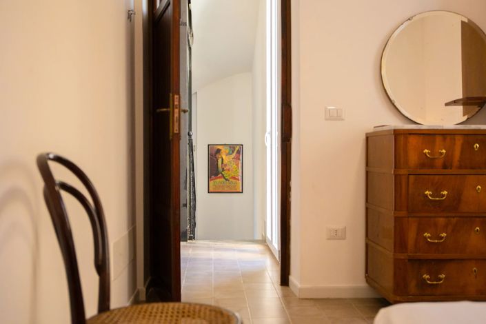 Image No.27-5 Bed Villa for sale