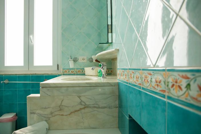 Image No.8-5 Bed Villa for sale