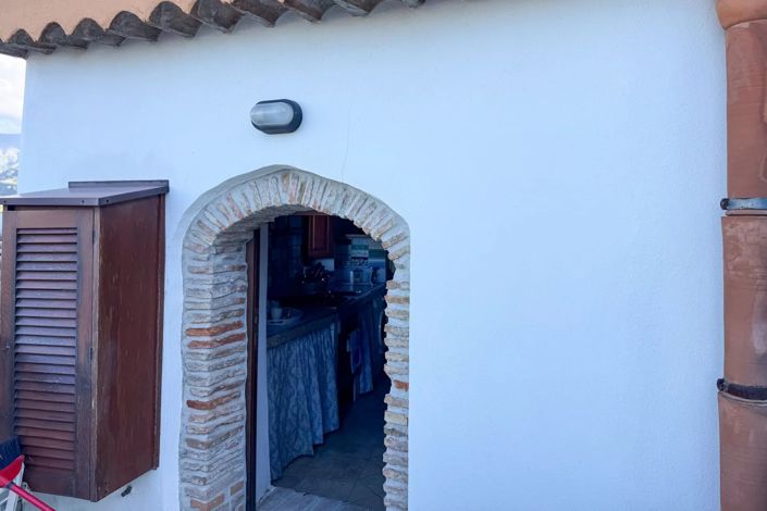 Image No.21-3 Bed House for sale