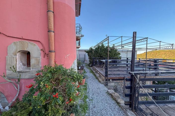 Image No.8-3 Bed House for sale