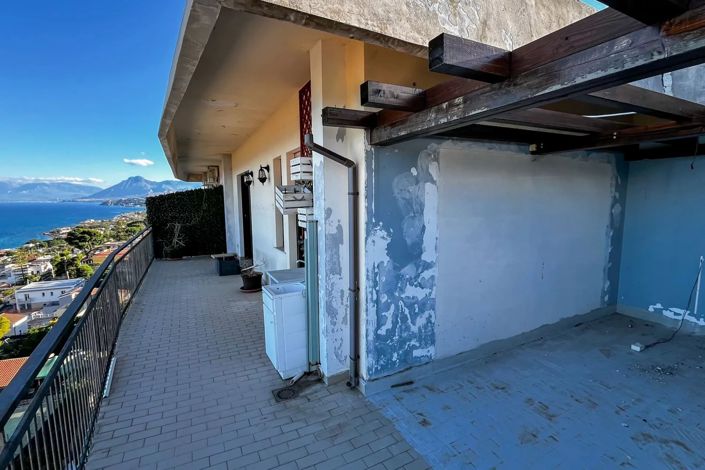 Image No.25-2 Bed Apartment for sale