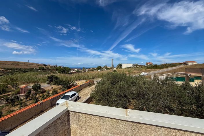 Image No.22-3 Bed House for sale