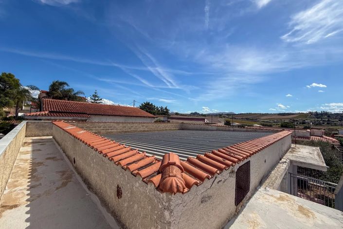 Image No.24-3 Bed House for sale