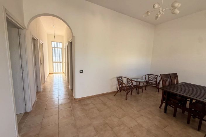 Image No.9-3 Bed House for sale