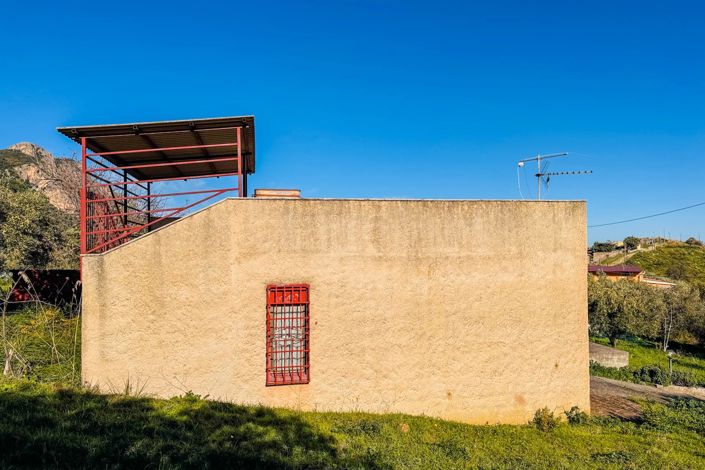 Image No.6-1 Bed House for sale