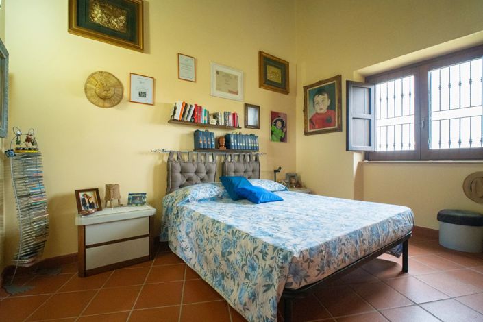 Image No.25-Villa de 4 chambres à vendre à Caronia