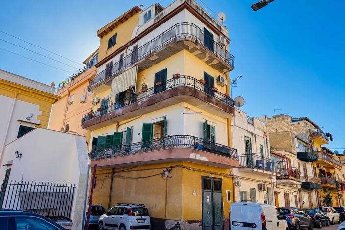 Image No.2-2 Bed Apartment for sale