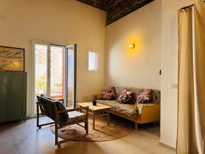 Image No.12-2 Bed Apartment for sale