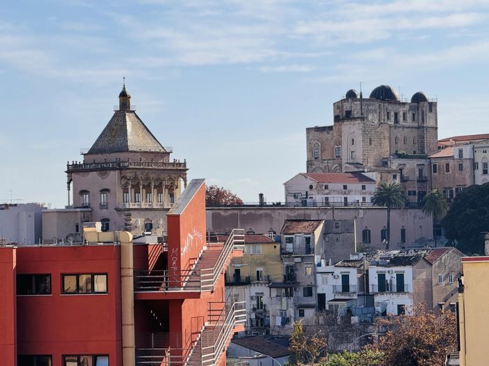 Image No.26-2 Bed Apartment for sale