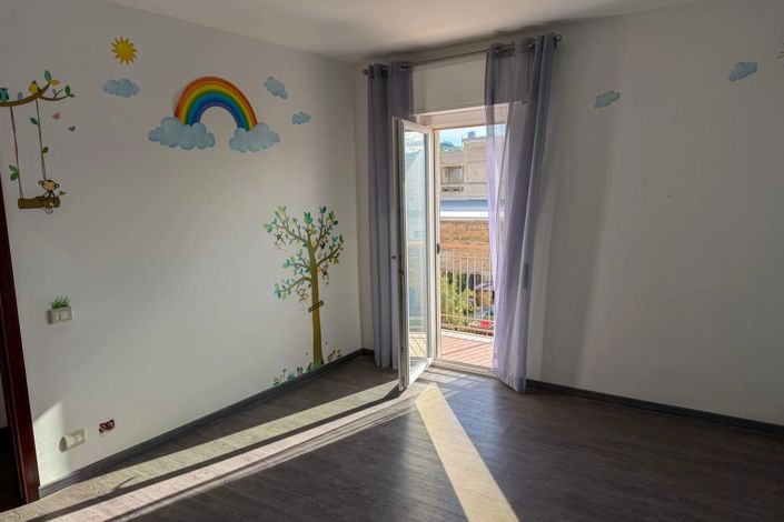 Image No.14-2 Bed Apartment for sale