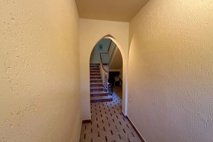 Image No.20-2 Bed Apartment for sale