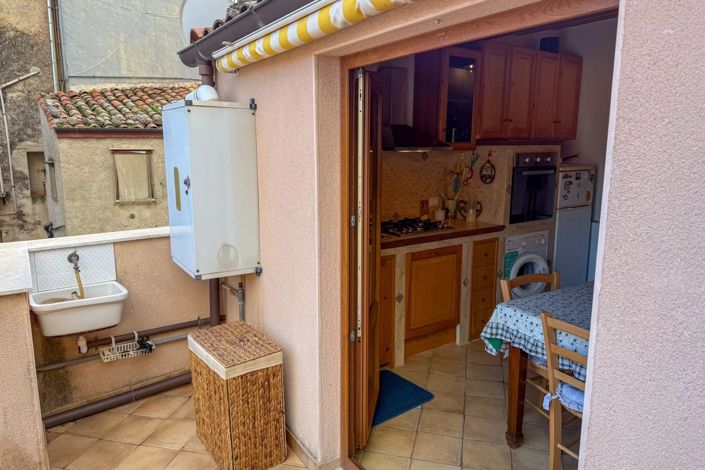 Image No.16-3 Bed House for sale