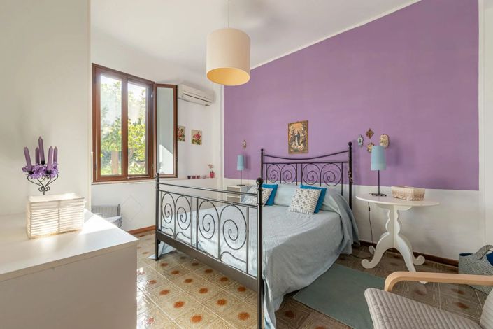 Image No.23-4 Bed Villa for sale