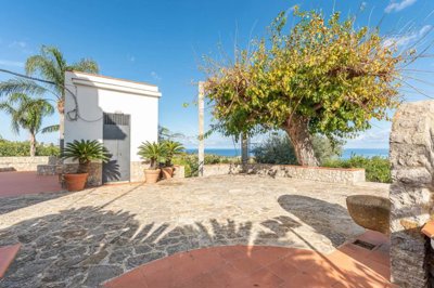 110f8a73ffd83b0d3671a896976b06b8dd25f5988a204