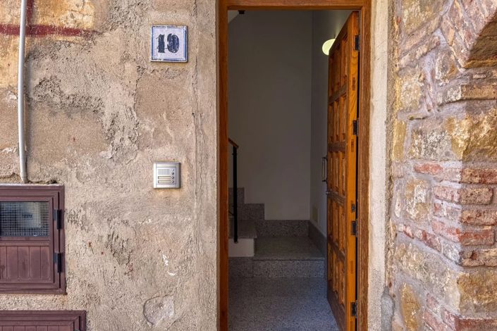 Image No.22-1 Bed House for sale