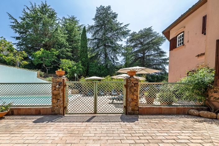 Image No.15-7 Bed Apartment for sale