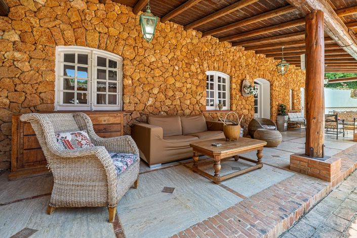 Image No.25-7 Bed Apartment for sale