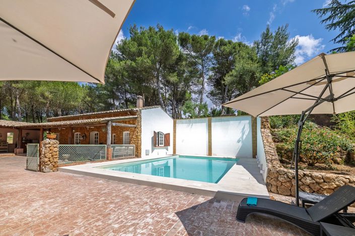 Image No.5-7 Bed Villa for sale