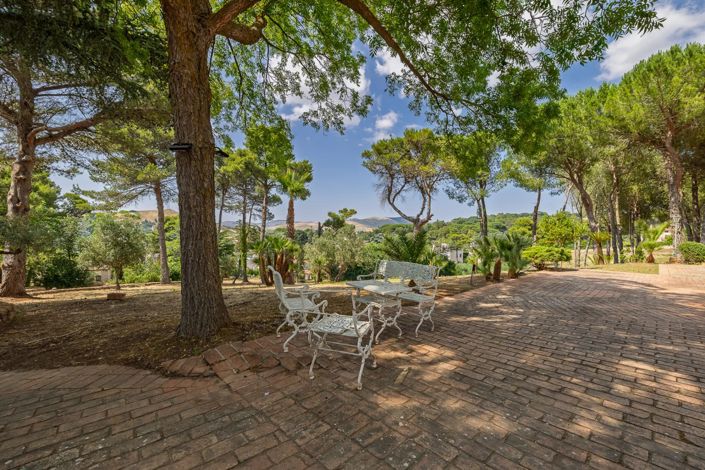 Image No.7-7 Bed Apartment for sale