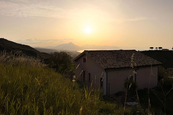 Image No.21-Villa for sale