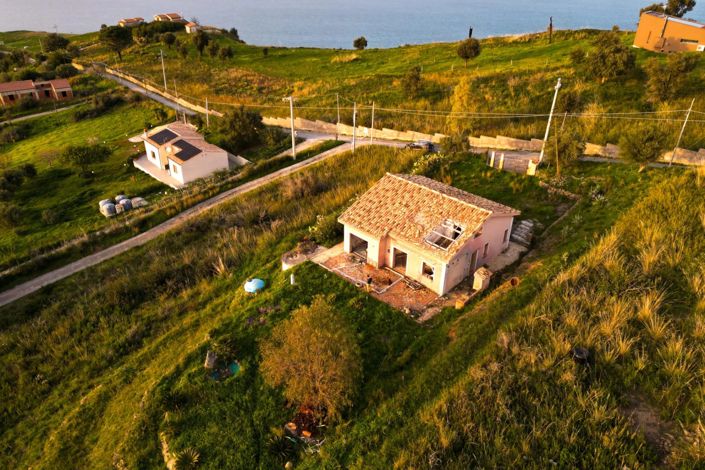 Image No.28-Villa for sale