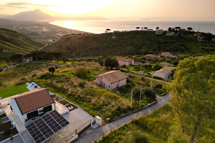 Image No.3-Villa for sale