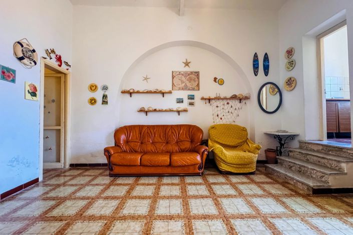 Image No.11-2 Bed Apartment for sale