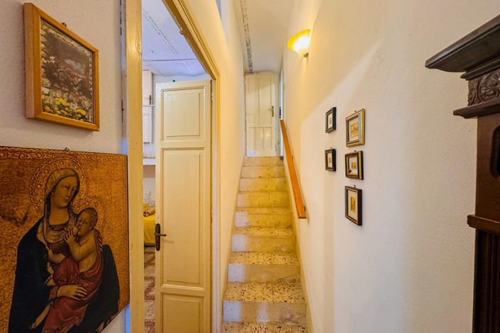 Image No.22-2 Bed Apartment for sale