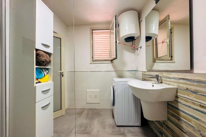 Image No.26-2 Bed Apartment for sale