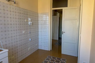 f8b8b5f9bb6a918ce4e522c3a00e5aee66b8fa81a4204