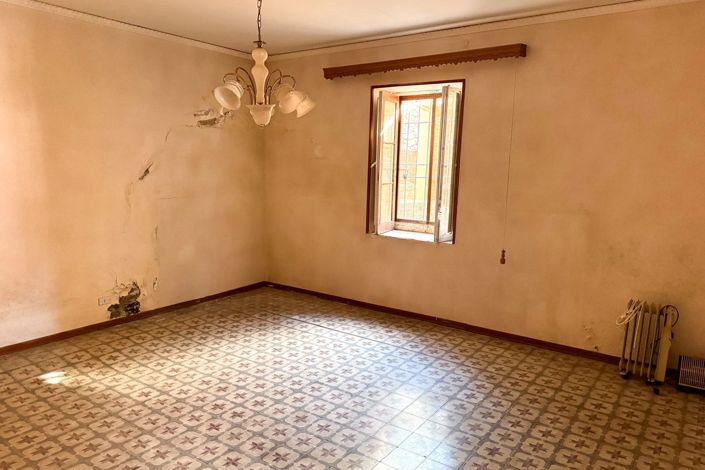 Image No.12-Maison à vendre à Gratteri