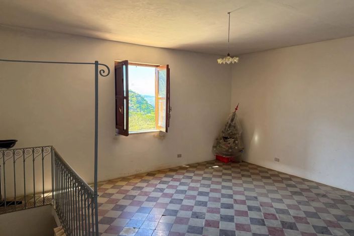 Image No.14-Maison à vendre à Gratteri