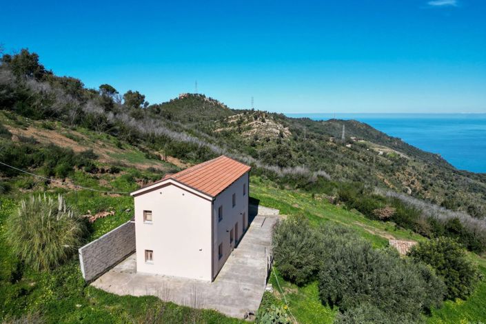 Image No.5-Maison de 4 chambres à vendre à Cefalù