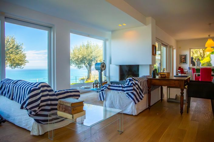 Image No.12-4 Bed Villa for sale