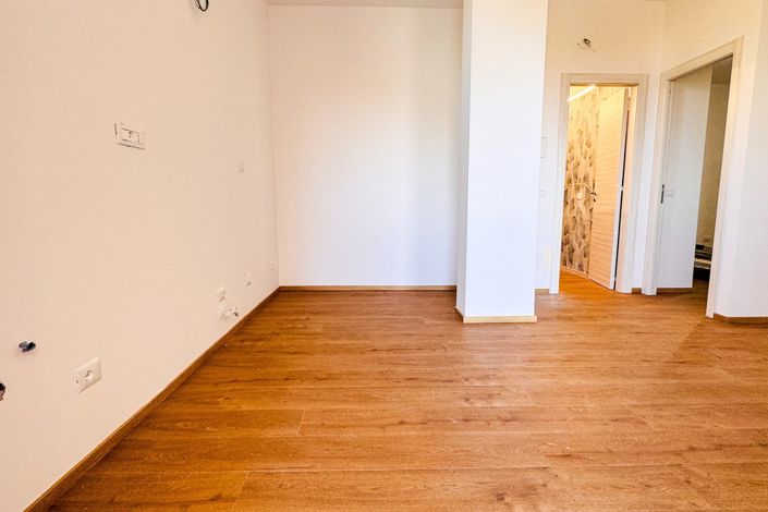 Image No.18-3 Bed Villa for sale