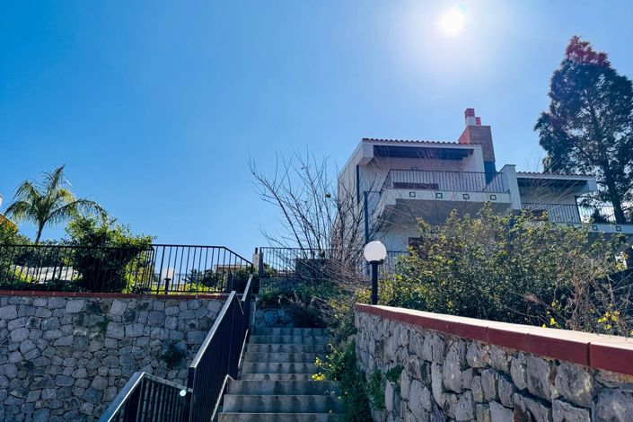 Image No.6-3 Bed Villa for sale