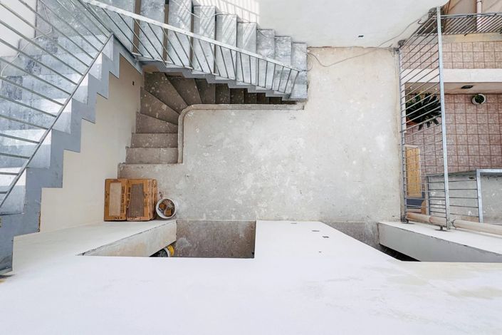 Image No.27-4 Bed House for sale