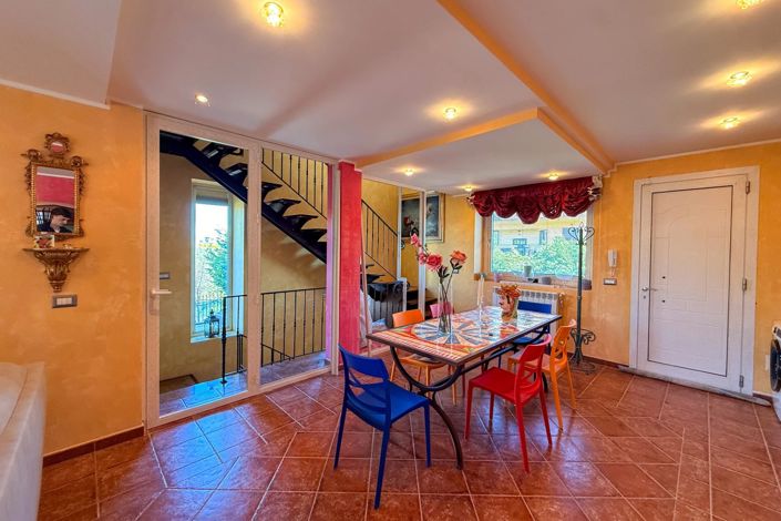 Image No.23-Maison de 4 chambres à vendre à Casteldaccia