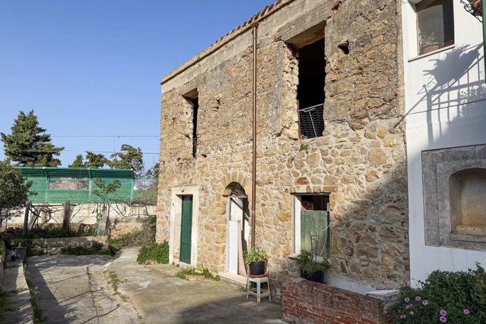 Image No.24-1 Bed House for sale