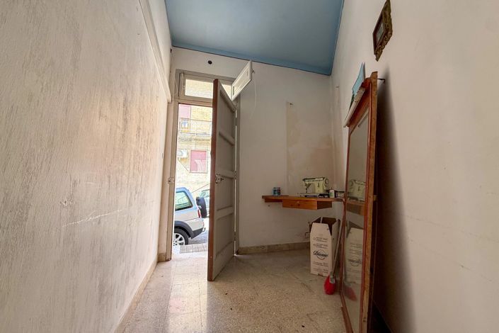 Image No.5-House for sale