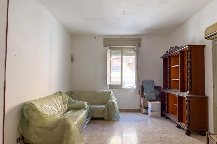 Image No.6-House for sale