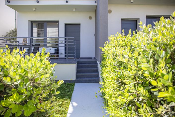 Image No.3-2 Bed Villa for sale