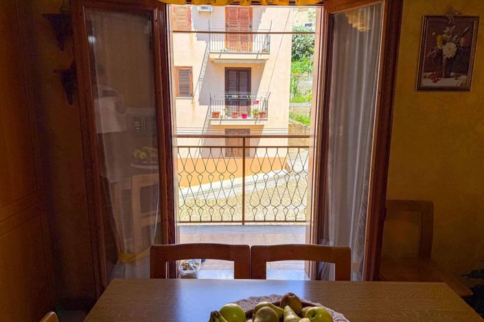 Image No.19-3 Bed House for sale