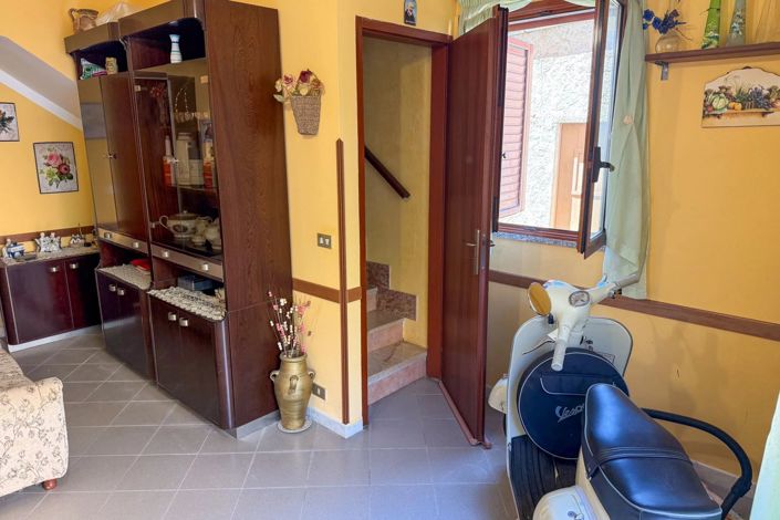 Image No.7-3 Bed House for sale